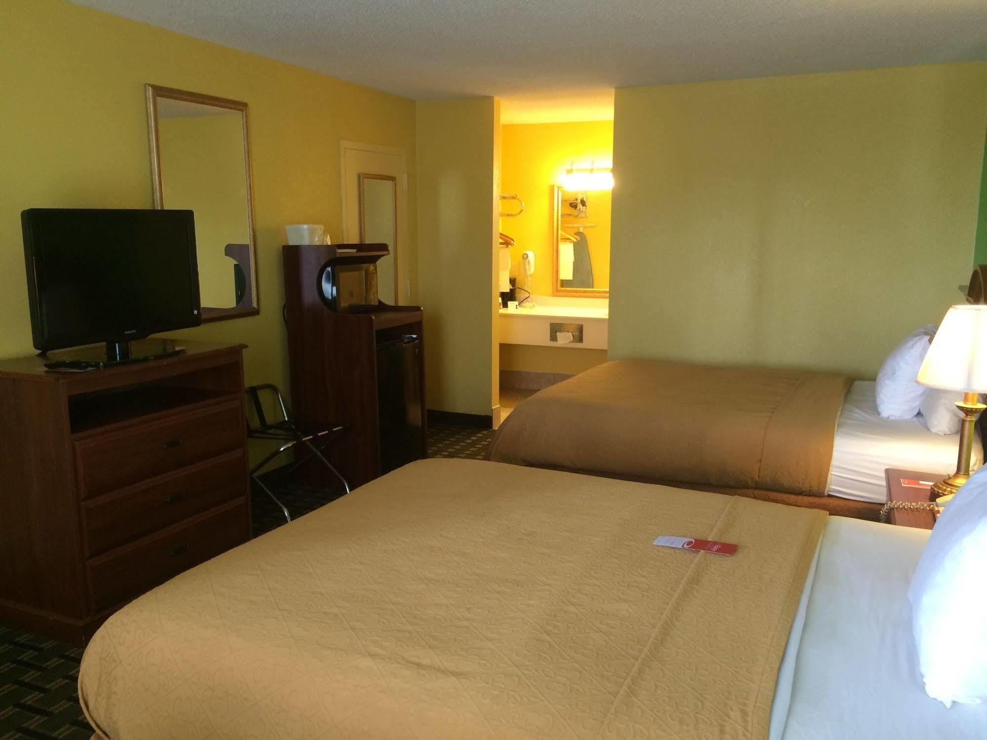 Econo Lodge Douglas Dış mekan fotoğraf