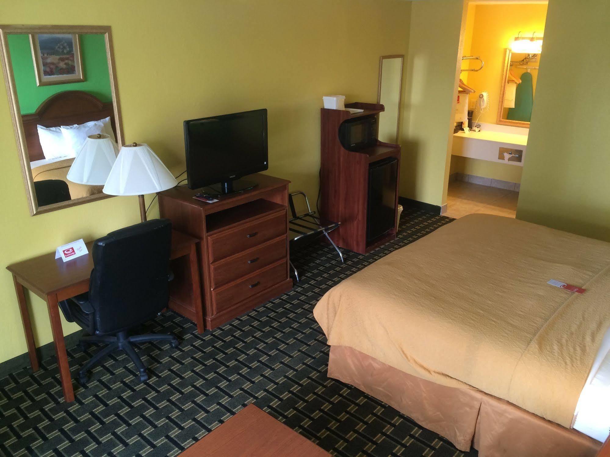 Econo Lodge Douglas Dış mekan fotoğraf